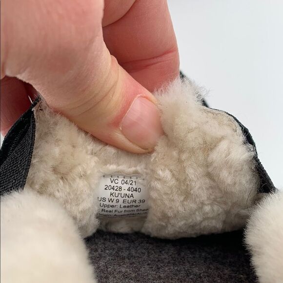 Clarks Men's Black Suede Loafers - Picture 12 of 12